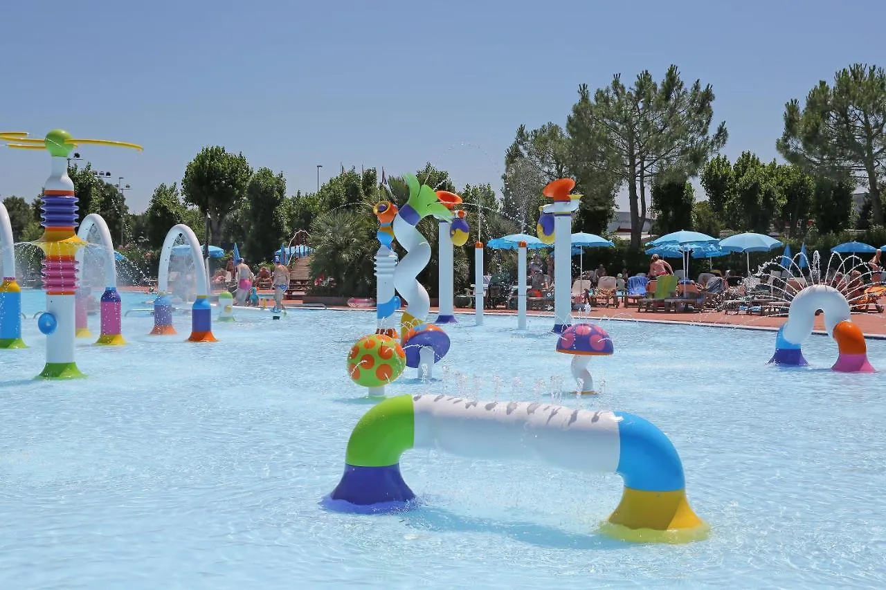 Πάρκο διακοπών San Francesco Camping Village Ντεζεντσάνο ντελ Γκάρντα