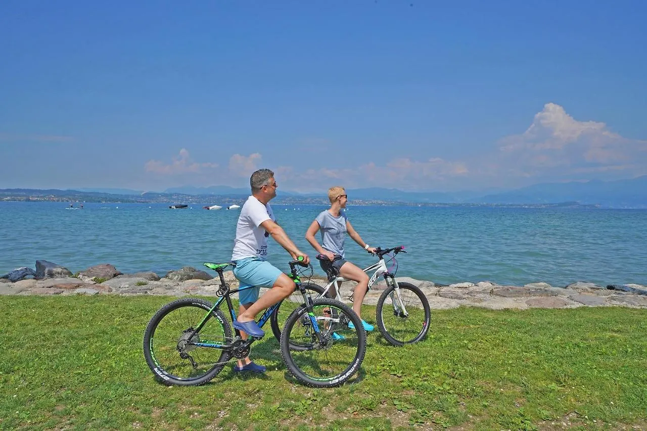 ***** Semesterpark San Francesco Camping Village Desenzano del Garda Italien